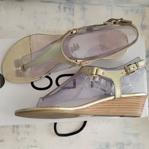 Golder Leather Aldo Sandals